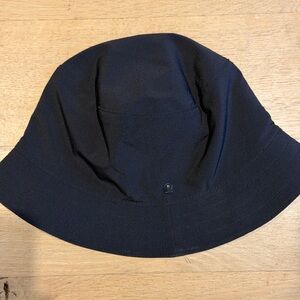 Black Bucket Hat